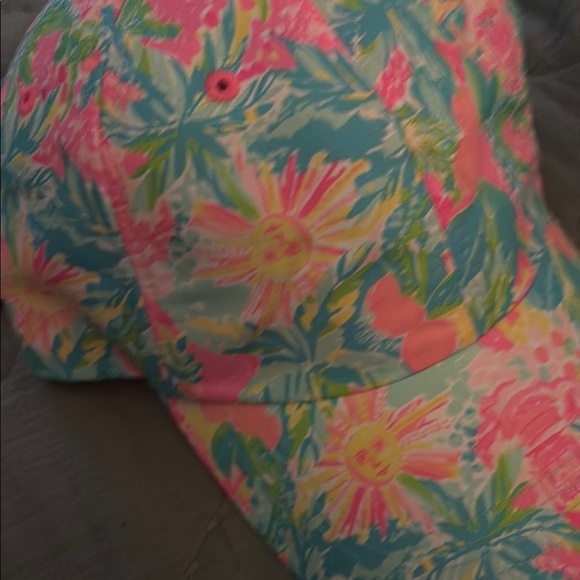 Floral Patterned Cap - Picture 3 of 9